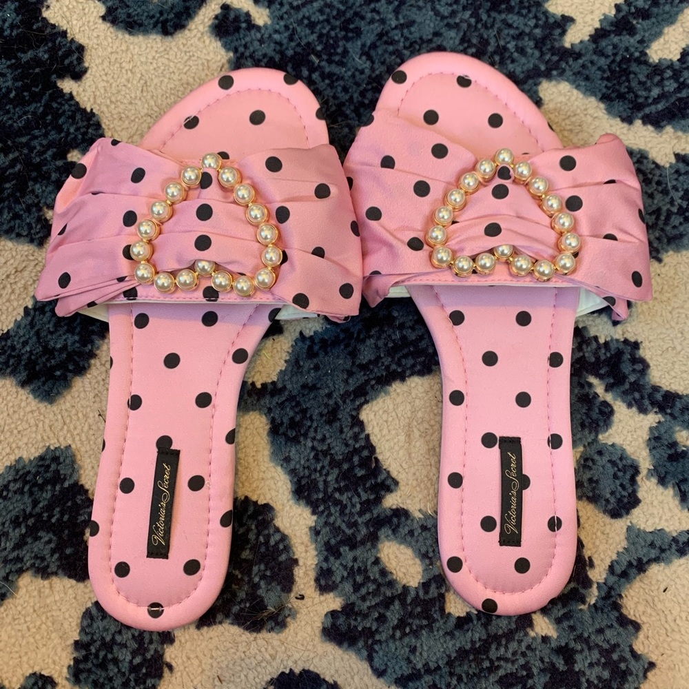 Victoria’s Secret slides. Pink with polka dots. Size M. Never worn.